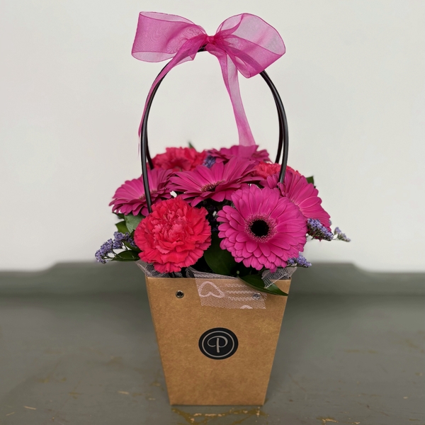 PP026 Simply Pink Flower Arrangement - Image 2