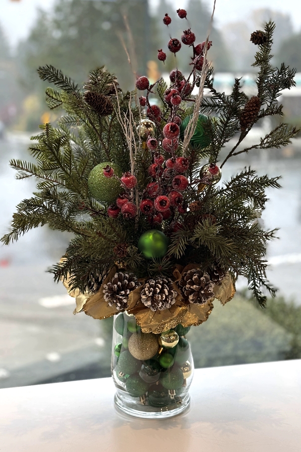 A vibrant Christmas floral arrangement